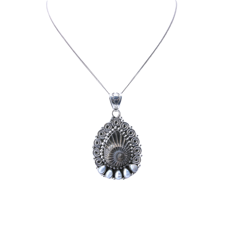 Zilveren hanger Jurassic Opaal met Parel