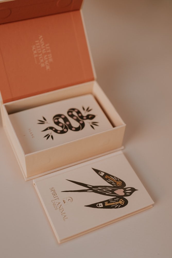 Boek & carddeck: Spirit animal cards