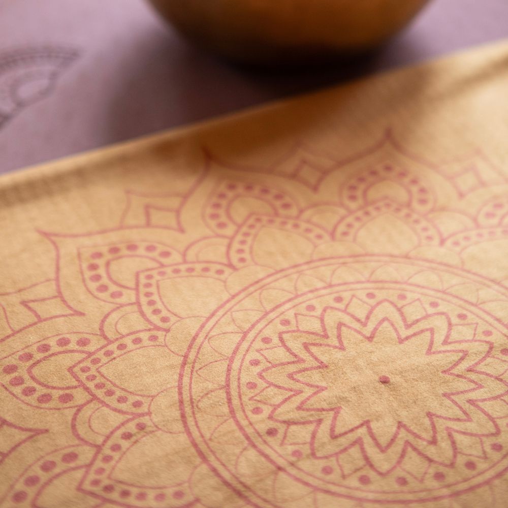 Deva Yoga -  Yoga  Handdoek - Dark Yellow Mandala