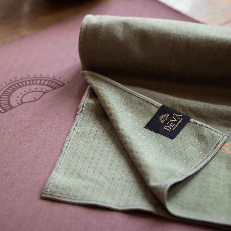 Deva Yoga - Yoga Handdoek - Olive Tribe