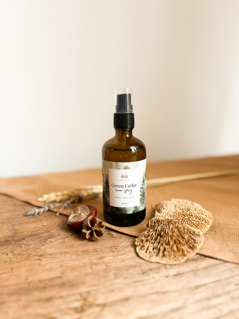 House of Devika Roomspray Green Cedar