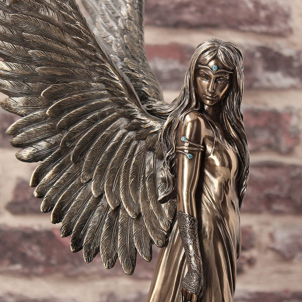 Anne Stokes Spirit Guide bronzen beeld