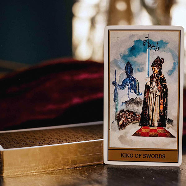 Dalí Tarot Universal Gold Edition