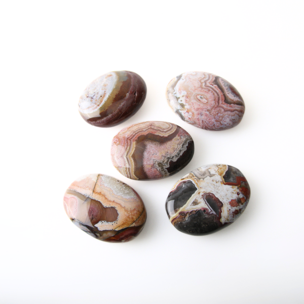 Agaat Crazy Lace Red Handsteen – Ananda Spiritual Living