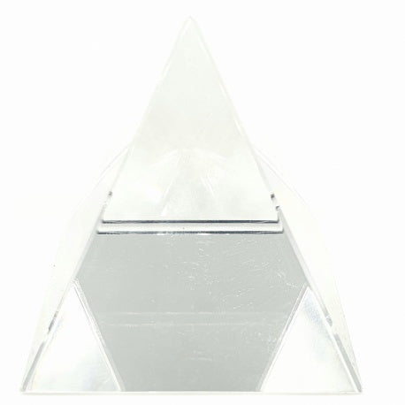 Kristallen piramide wit 6x6 cm