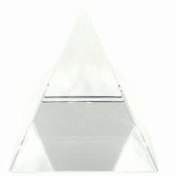 Kristallen piramide wit 4x4 cm